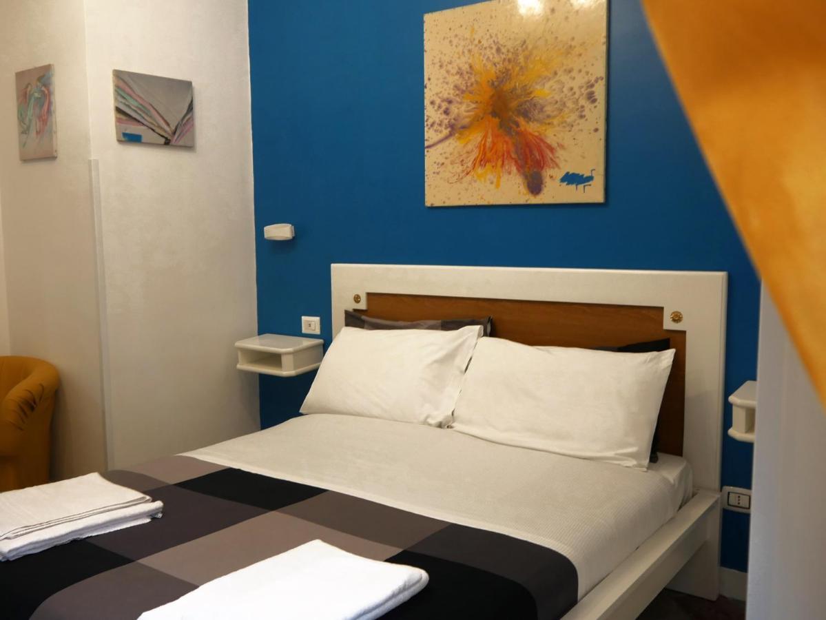 B&B Firenze32 Neapel Exterior foto