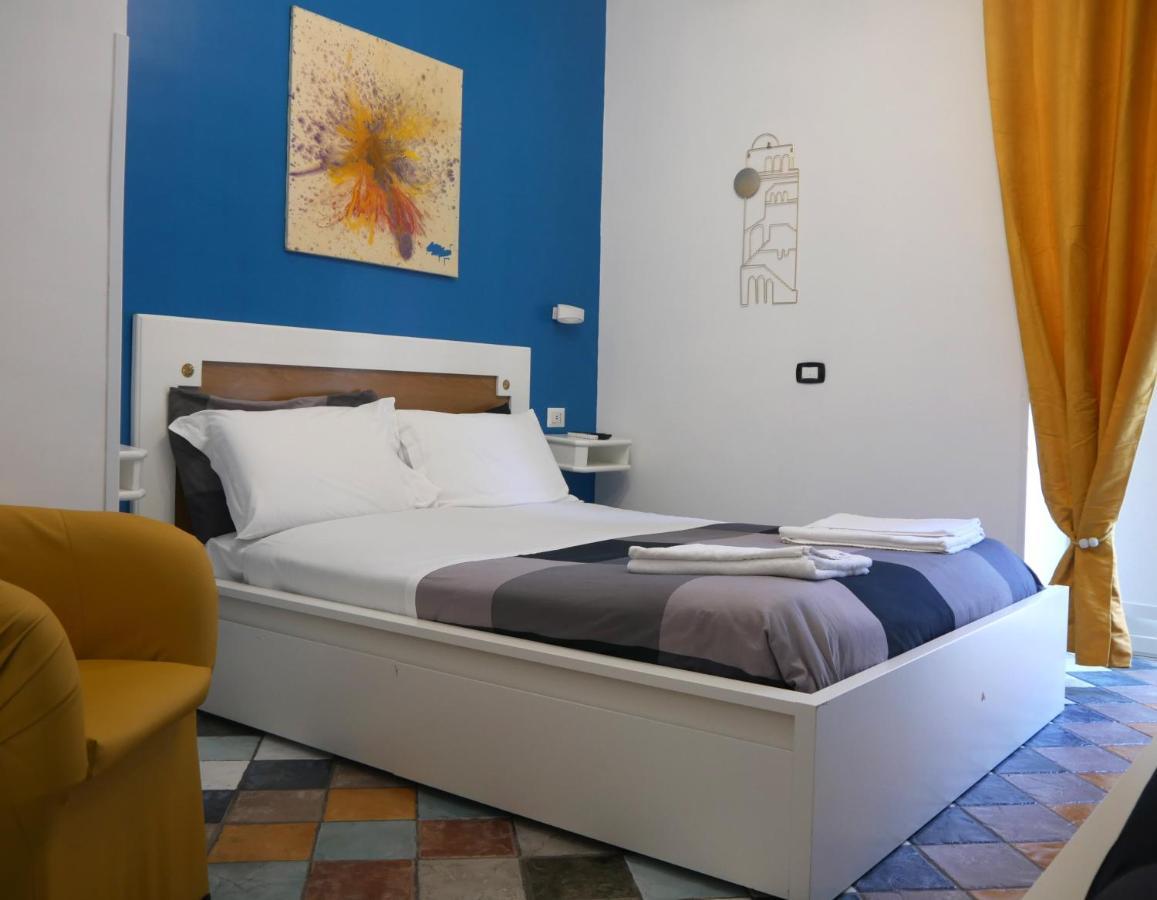 B&B Firenze32 Neapel Exterior foto